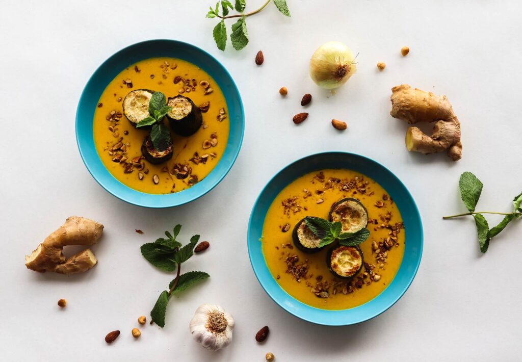 Gesmoorde-courgette-in-pompoen-anijs-saus